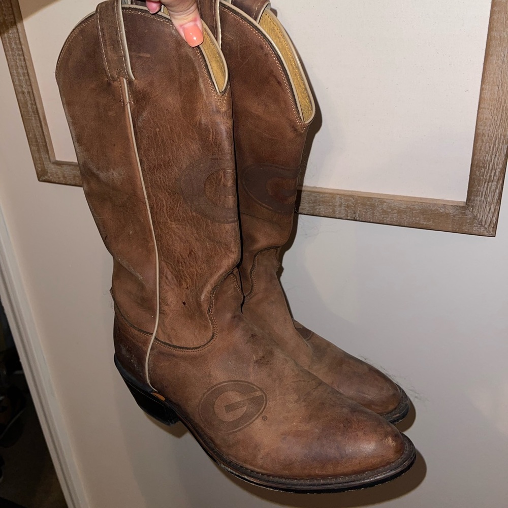 Cowgirl boots with Georgia Gs